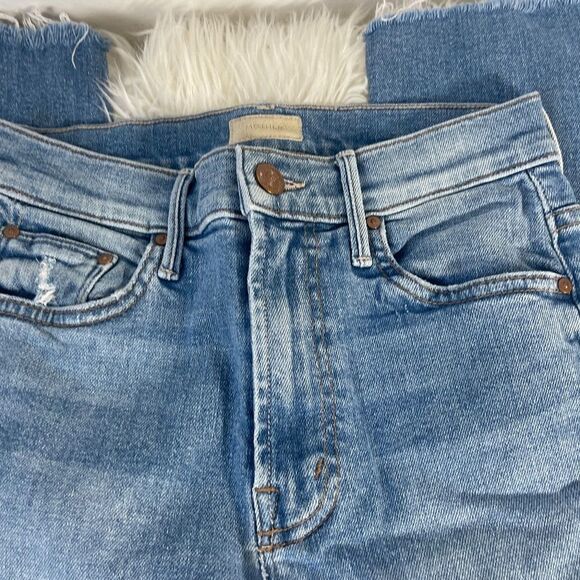 Mother The Insider Crop Step Fray Jeans Thrilling Shots Sz 24 - Picture 3 of 13